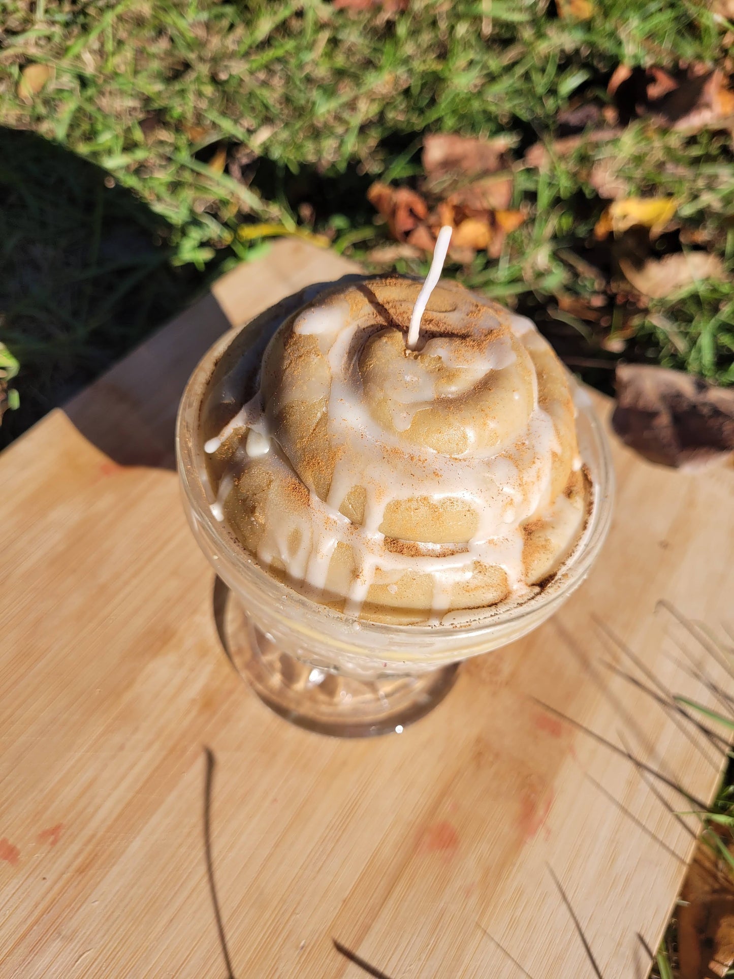 Cinnamon Roll Candle