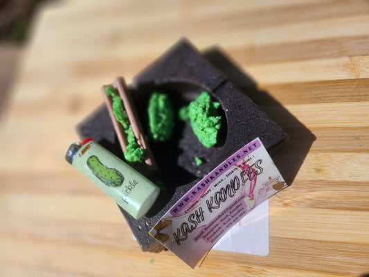 420 Tray and leafs wax melts